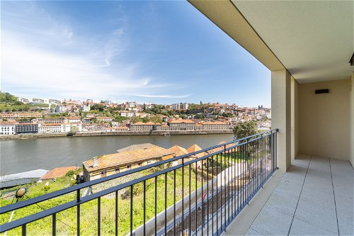 1 Bedroom apartment with river view in Vila Nova de Gaia 290871114