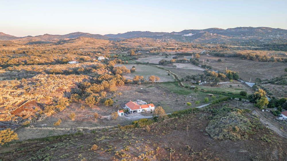 Farm in the Serra de São Mamede Natural Park 652258008