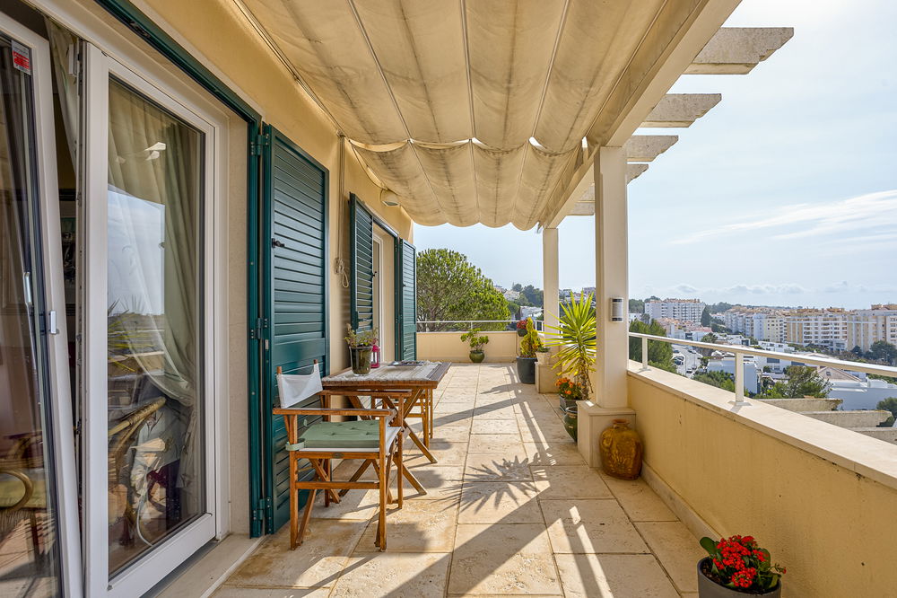 4 bedroom apartment with sea view in Parede, Cascais 616823083