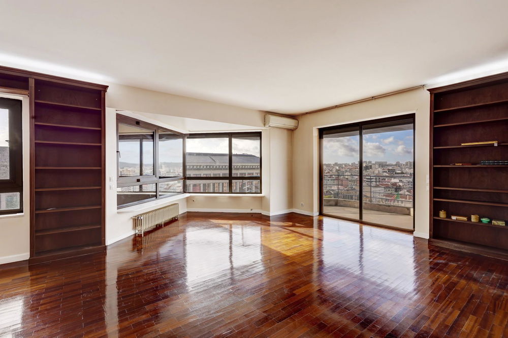 4 bedroom flat with 330m2 in Via Veneto Building on Av. John XXI in Lisbon 3805150111