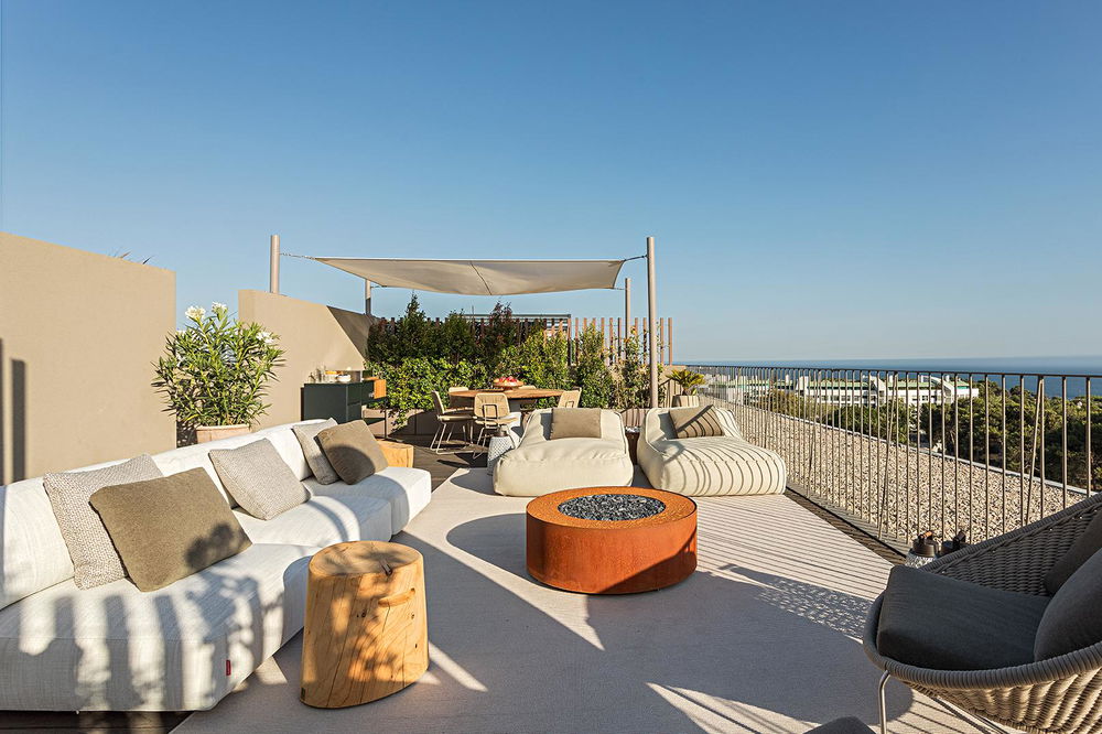 3+1 bedroom penthouse with sea view, private rooftop with jacuzzi, in Cascais 4222522960