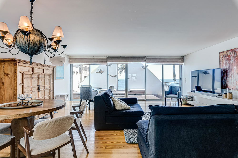 4 bedroom villa with garage in Estoril 3243081478