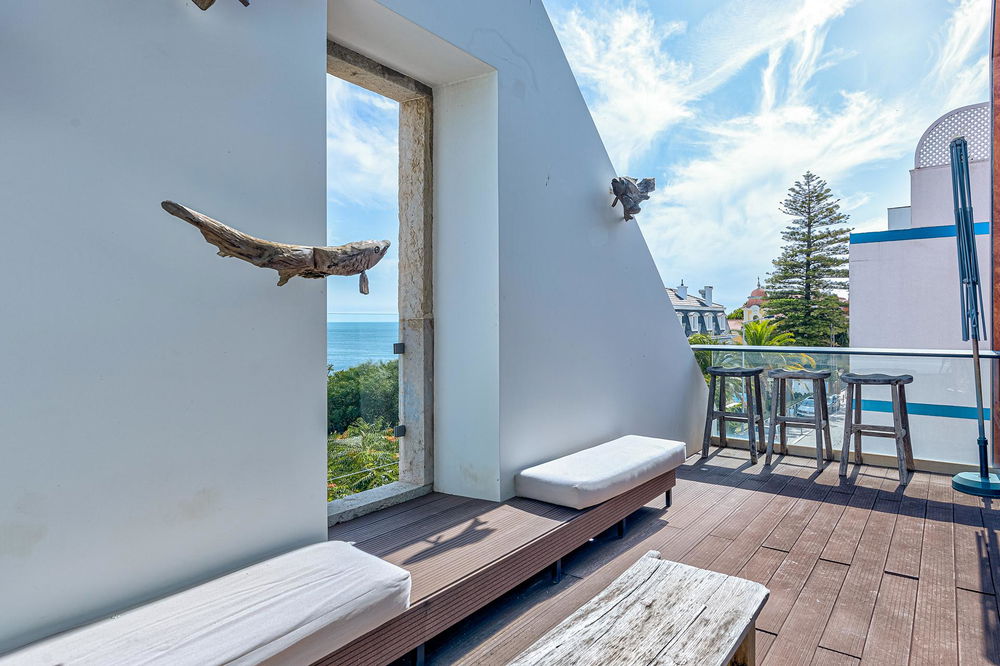 4 bedroom villa with garage in Estoril 3243081478