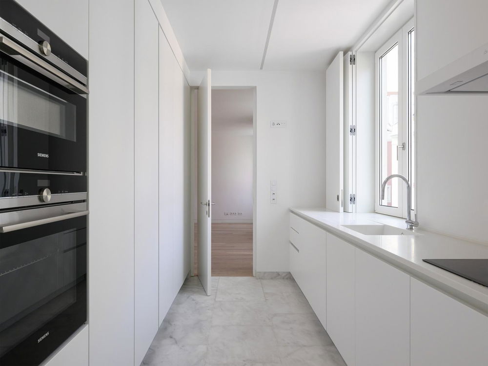 3 bedroom flat with balcony in a new development in Estrela 3992182326