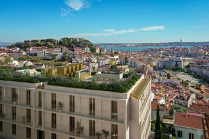 3 bedroom flat with balcony and parking in a new development in Graça 2476606828