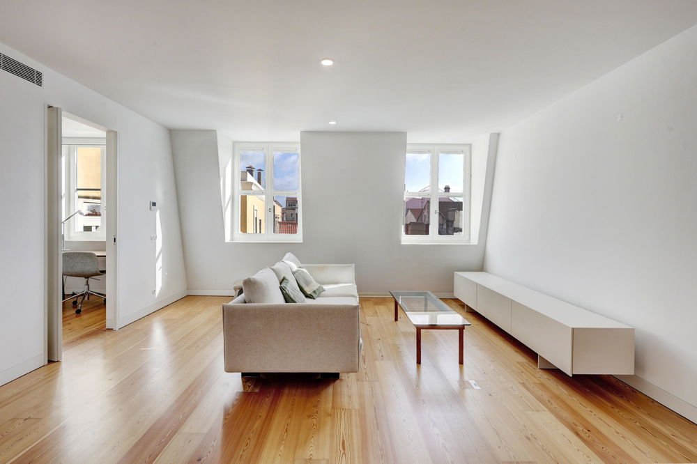 1 bedroom penthouse with river view and parking, in Chiado, Lisbon 4152263087