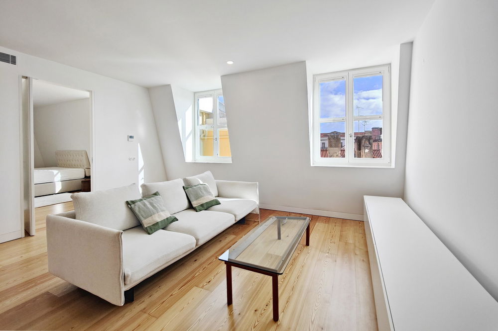 1 bedroom penthouse with river view and parking, in Chiado, Lisbon 4152263087
