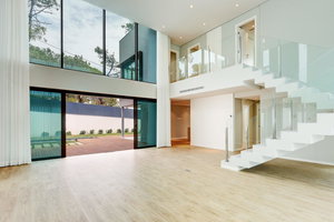 4 bedroom villa with garden and swimming pool in new development in Estoril 524707691