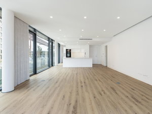 3 bedroom flat with terrace and parking in Alcântara, Lisbon 2187285027