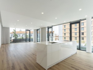 3 bedroom flat with terrace and parking in Alcântara, Lisbon 2234684986