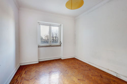 3 bedroom flat to remodel near Amoreiras, Lisbon 1998551192