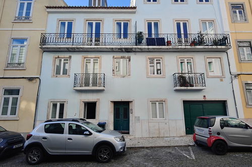 1+1 bedroom flat with terrace in Estrela – Lisbon 990347476
