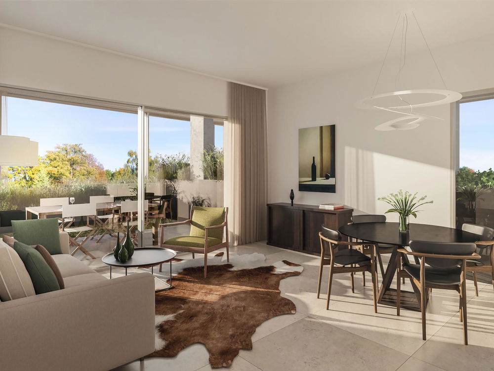 4 bedroom flat with balcony and parking in Caparica 1140816245