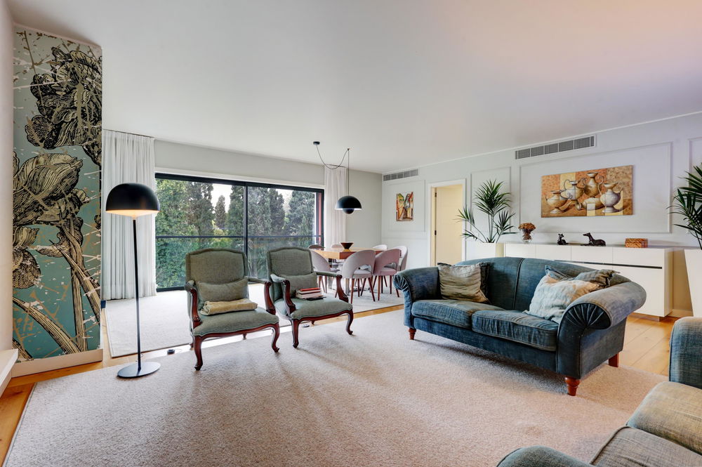 3 bedroom flat with 177 m2, with 4 parking spaces and storage room 1142381486