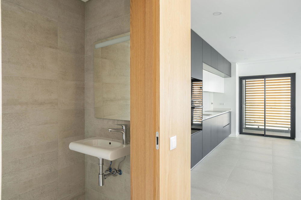 4 bedroom flat, with balcony, in Faro 4269575463