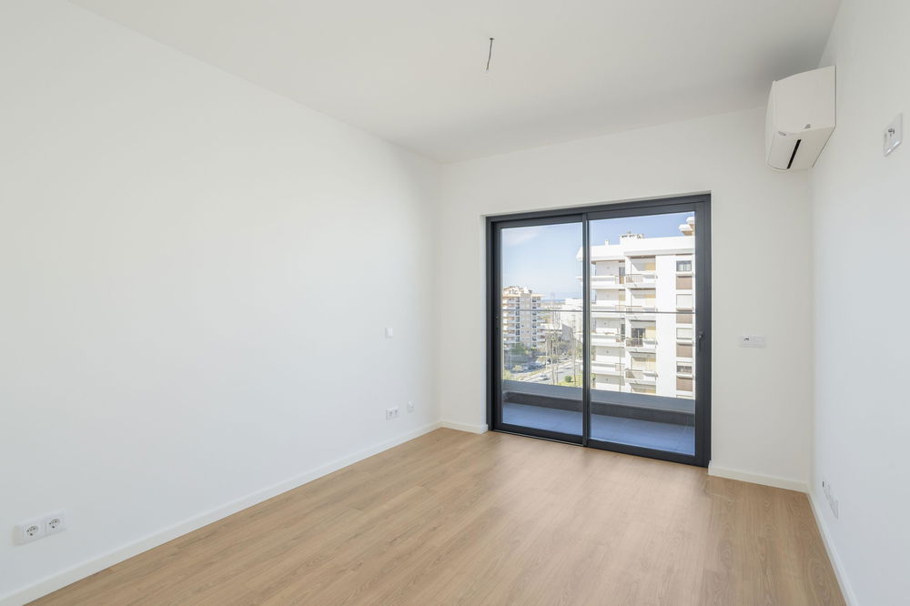 2 bedroom flat, with balcony, in Faro 3527154429