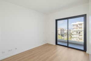 2 bedroom flat, with balcony, in Faro 996130760