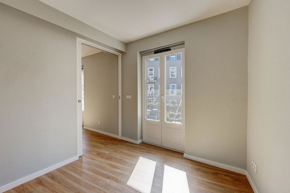 1 bedroom flat located next to Av. of Liberty 4040245623