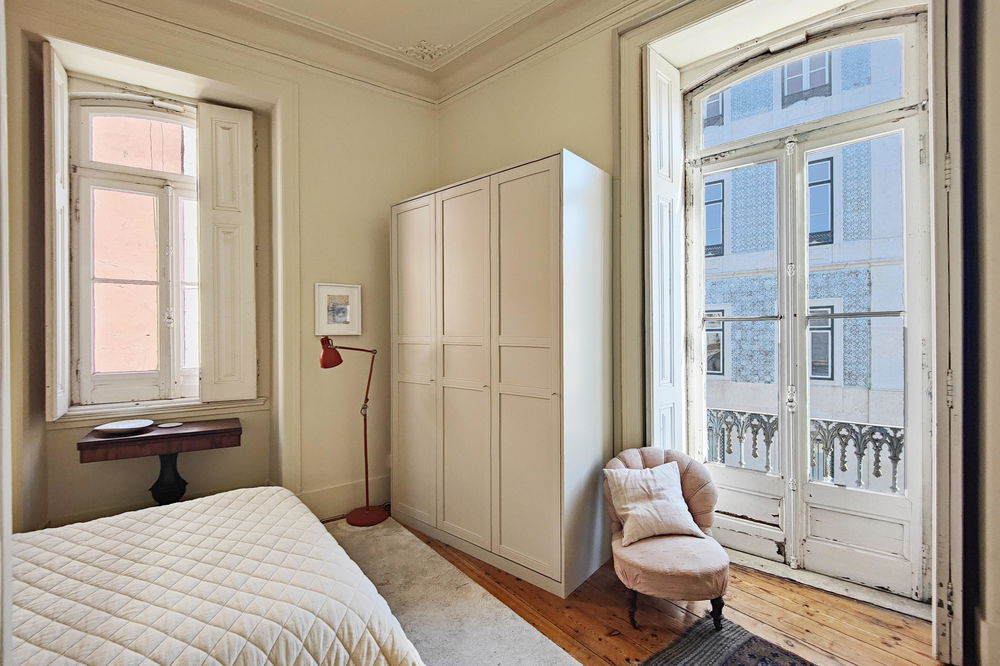 7+3 bedroom flat with river view, in the heart of Chiado 3491869492