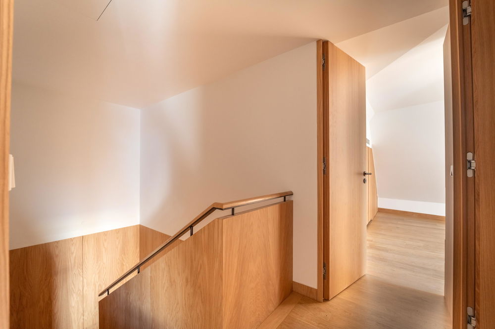 3 bedroom duplex flat with balcony and garage in a new development in Porto 1699730968
