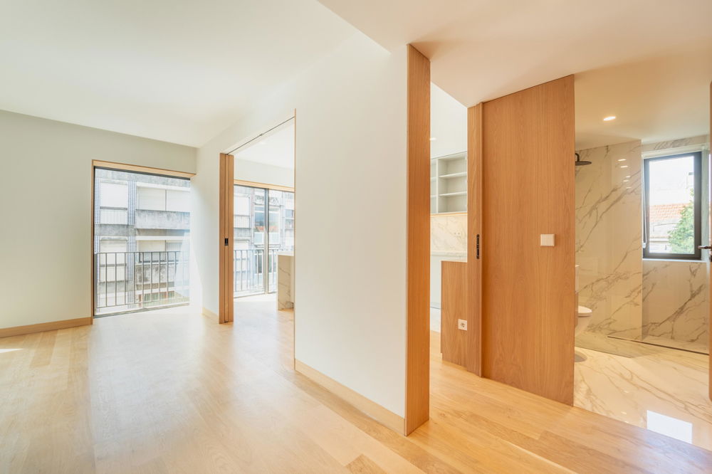 3 bedroom duplex apartment with balcony and garage in new development in Porto 4126198665