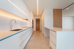 4 bedroom flat with terrace and next to the beach, in Canidelo 832299196