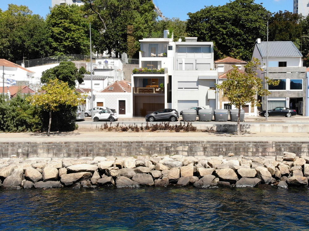 2 bedroom triplex flat, with swimming pool, in Foz do Douro, Porto 2026191281