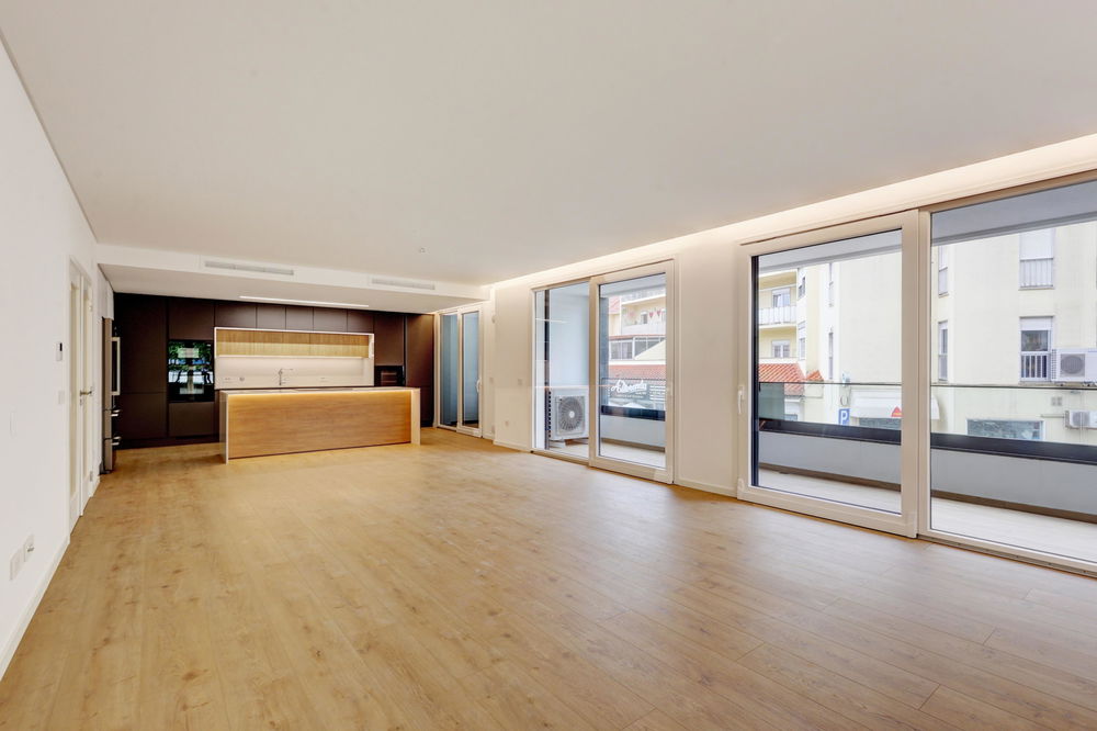 Brand new 3 bedroom flat, near the beach, in Parede 2719031684