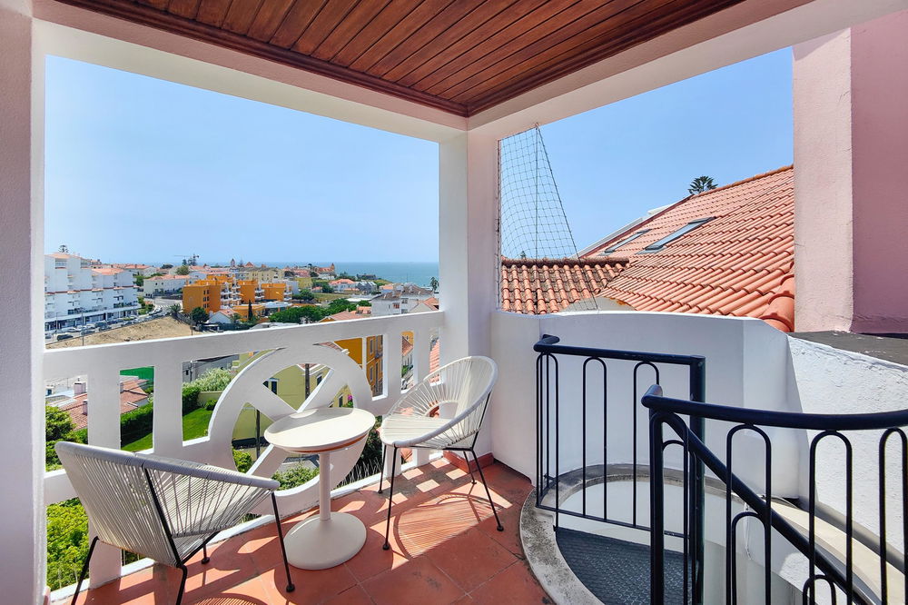 3 + 1 bedroom duplex flat with sea view, in Estoril 3166660587