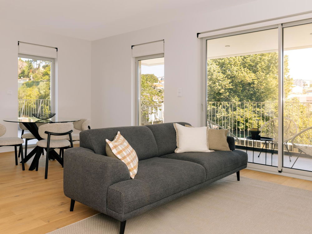 3 bedroom flat with balcony and garden, in the Elements condominium 2124321025