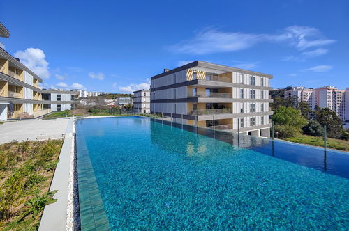 3 bedroom flat with balcony and garden, inserted in the Elements condominium 2124321025