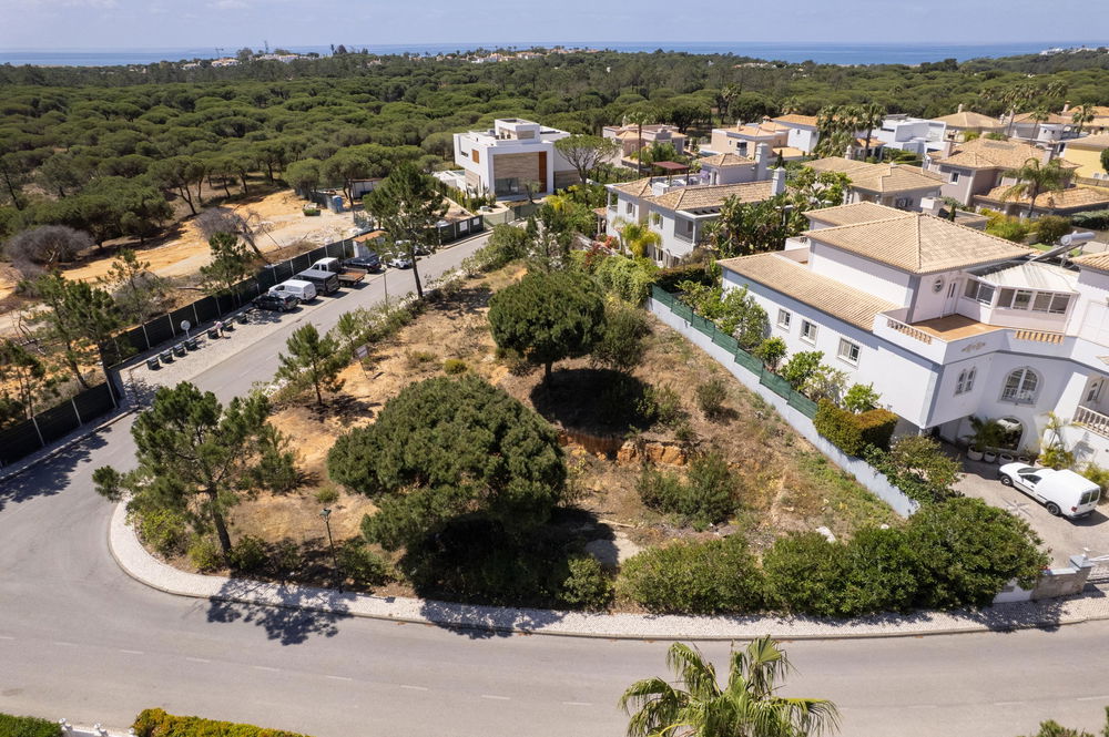 Plot for construction of detached house, Varandas do Lago, Almancil, Algarve 283121801