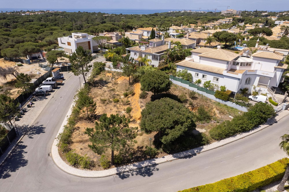Plot for construction of detached house, Varandas do Lago, Almancil, Algarve 283121801