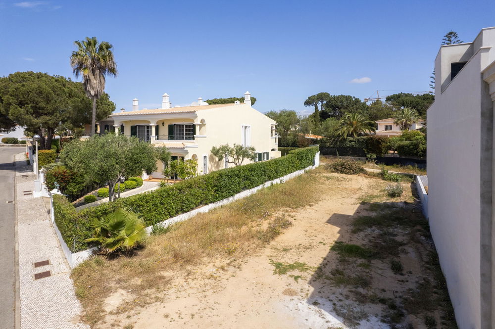 Construction lot 4156525987