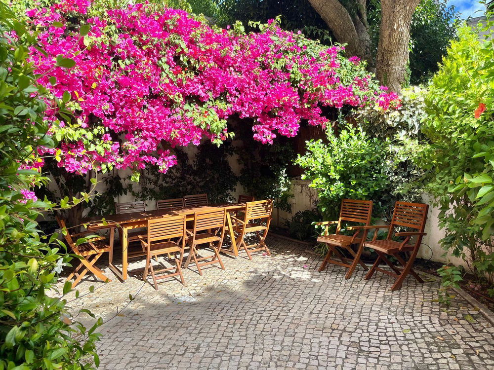 5 bedroom duplex flat with garden of 35m2 in Campo Mártires da Pátria, Lisbon 4010648562