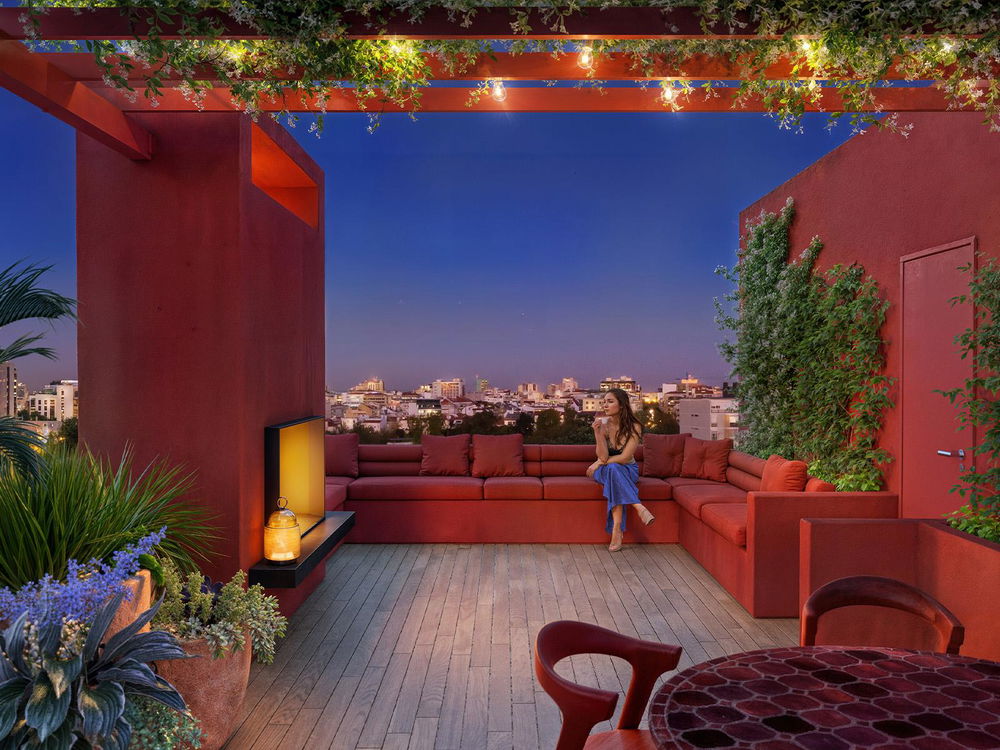 4 bedroom flat with indoor pool and garage in Bairro Azul in Lisbon 1885910166