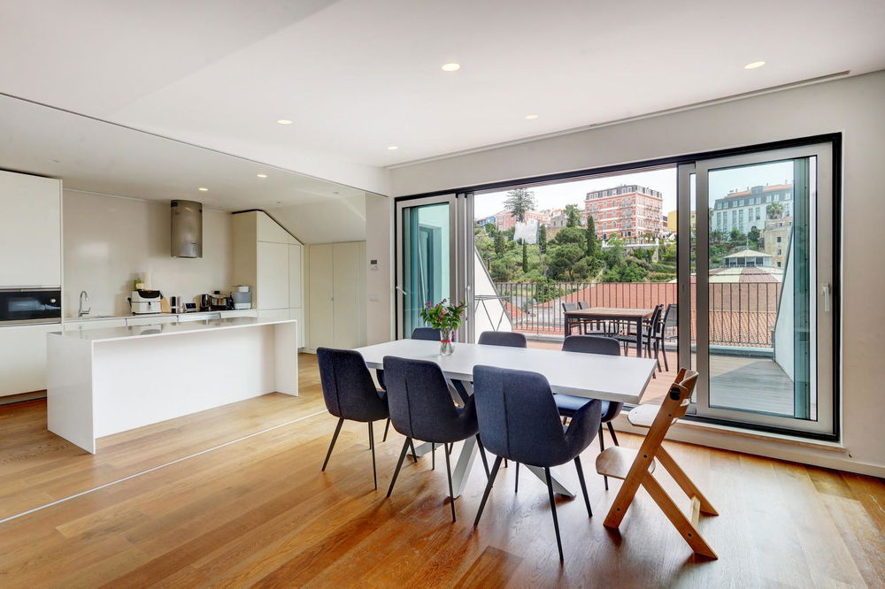 3 bedroom penthouse with terrace, on Avenida da Liberdade 4284745036