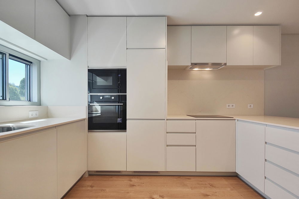 3 bedroom flat, with balcony, pool and garage in Oeiras 1919693497