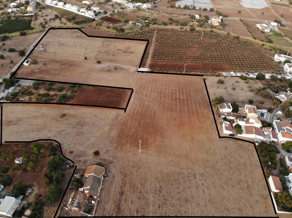 Land in the Algarve 1 km from the beach 3926637691