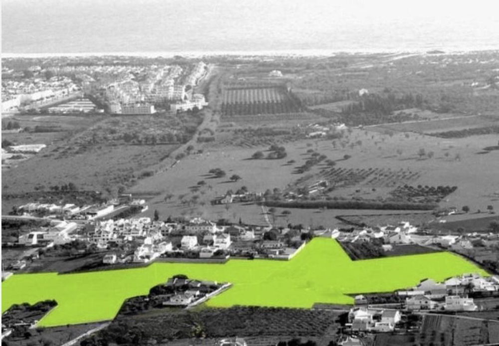 Land in the Algarve 1 km from the beach 3926637691