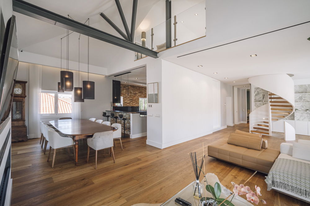 Refurbished 6 bedroom villa in the centre of Cascais 776554510