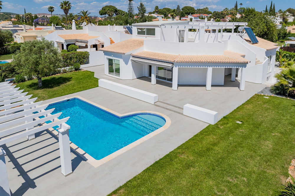 Moradia T4 com piscina em Vilamoura, Algarve 2465504979