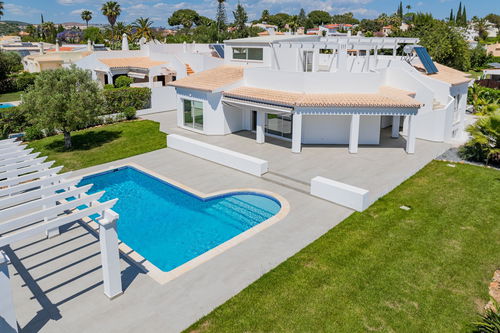 Moradia T4 com piscina em Vilamoura, Algarve 2465504979