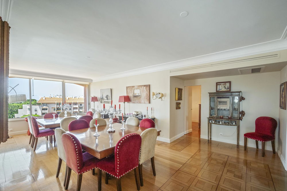 6 bedroom duplex penthouse, with front sea view, next to Carmona Park 3318954357