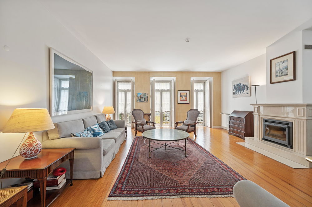 6 bedroom villa with four floors and terrace in Príncipe Real 1777765176