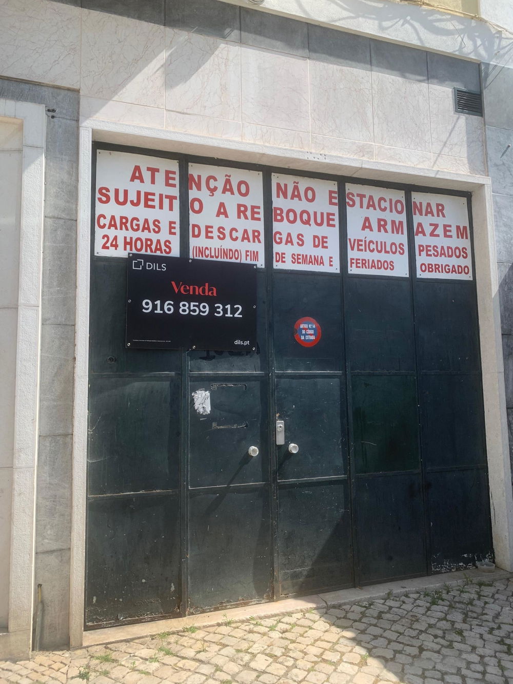 Warehouse with 194 m2 in Campo de Ourique with yield 1399358823