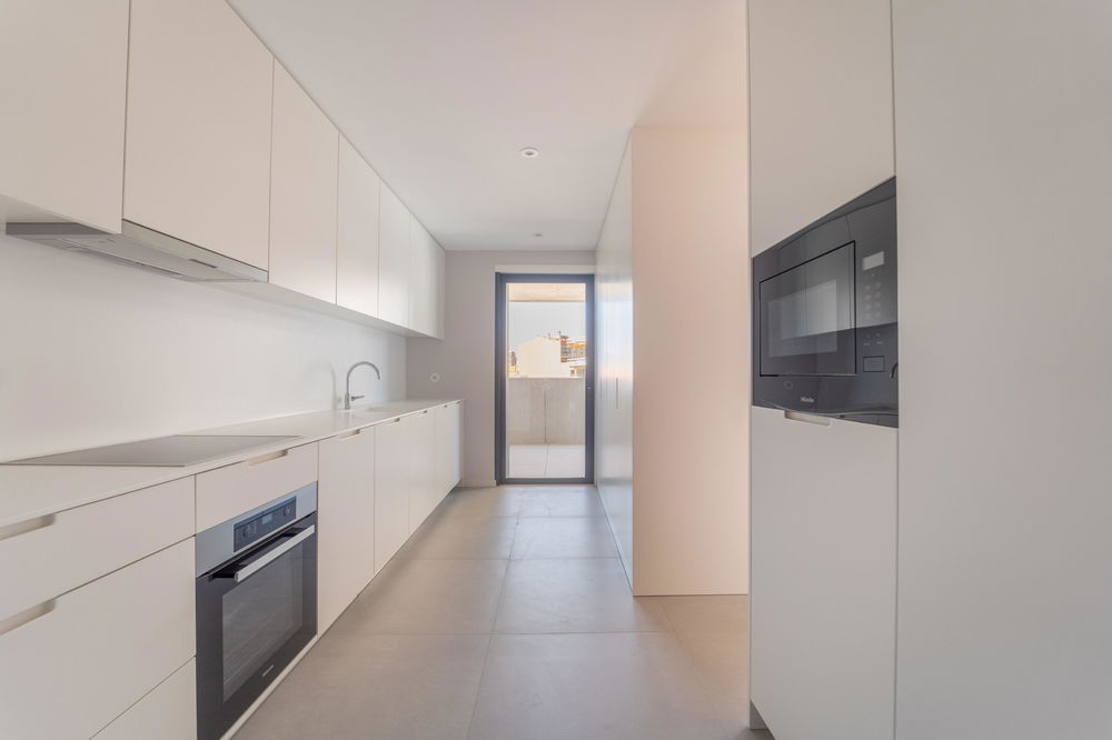 3 bedroom flat, new, gated community with swimming pool 3317118603