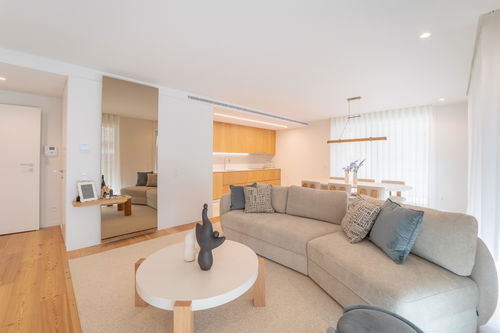 3 bedroom flat with balcony, in Vila Nova de Gaia 3106795201