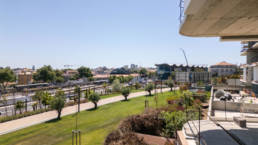 2 bedroom flat with 148m2 of private gross area, in Cascais 3323317354