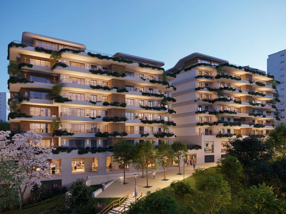 2 bedroom flat with balcony in Santo António dos Cavaleiros 1216149330